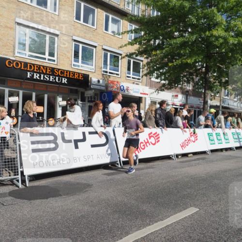 15.09.2024 - PSD Bank Halbmarathon Miley Keyser http://msf.ph/oto/7085420 15.09.2024 11:49:54 Ziel 970, 1475, 1525, 1616, 1680, 1692, 1763, 1796, 1892, 1989, 2096, 2678, 2768, 2857 meine-sportfotos.de