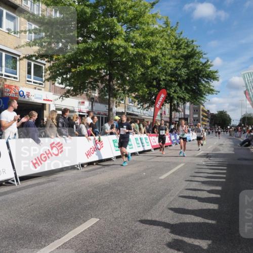 15.09.2024 - PSD Bank Halbmarathon Miley Keyser http://msf.ph/oto/7085424 15.09.2024 11:49:55 Ziel 970, 1525, 1616, 1680, 1692, 1763, 1796, 1892, 1989, 2096, 2678, 2768, 2857 meine-sportfotos.de