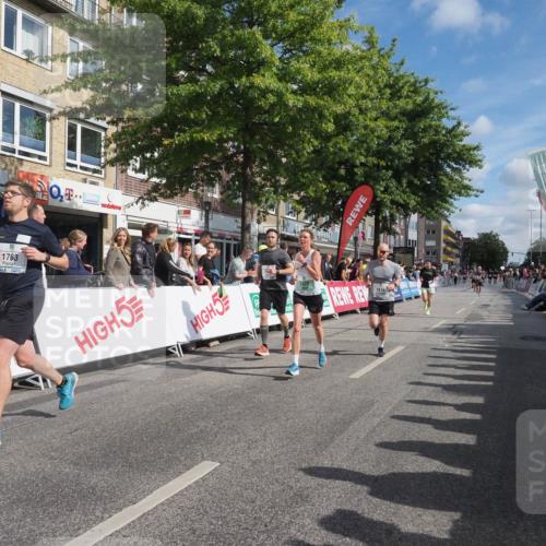 15.09.2024 - PSD Bank Halbmarathon Miley Keyser http://msf.ph/oto/7085441 15.09.2024 11:49:56 Ziel 970, 1525, 1572, 1616, 1680, 1692, 1763, 1796, 1892, 1989, 2096, 2678, 2857 meine-sportfotos.de