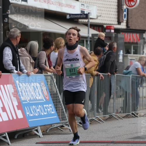 15.09.2024 - PSD Bank Halbmarathon Michael Strokosch http://msf.ph/oto/7085444 15.09.2024 11:24:16 Ziel 610, 644, 677, 883, 891, 1014 meine-sportfotos.de