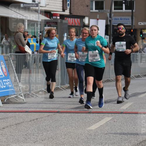 15.09.2024 - PSD Bank Halbmarathon Michael Strokosch http://msf.ph/oto/7085455 15.09.2024 12:33:01 Ziel 1939, 3308, 3336, 3337, 3359, 3463 meine-sportfotos.de