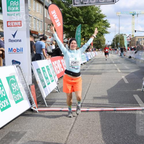 15.09.2024 - PSD Bank Halbmarathon Strokosch-Dieckow http://msf.ph/oto/7085471 15.09.2024 12:37:00 Ziel 1978, 2317, 3404, 3411 meine-sportfotos.de