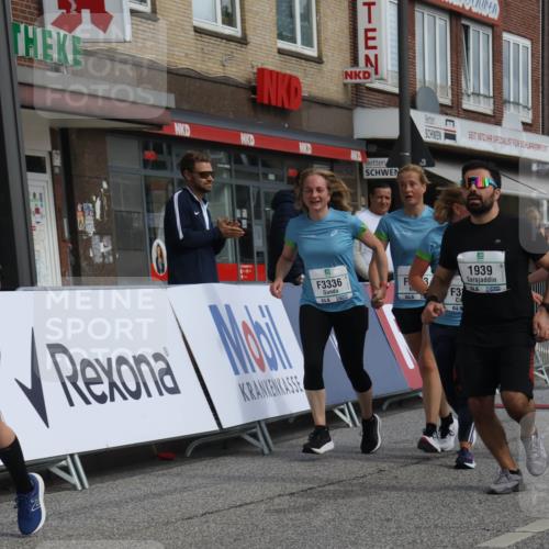 15.09.2024 - PSD Bank Halbmarathon Michael Strokosch http://msf.ph/oto/7085507 15.09.2024 12:33:04 Ziel 1939, 3308, 3336, 3337, 3359, 3463 meine-sportfotos.de