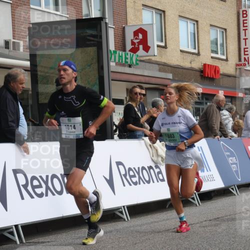 15.09.2024 - PSD Bank Halbmarathon Michael Strokosch http://msf.ph/oto/7085509 15.09.2024 11:24:22 Ziel 610, 644, 677, 883, 1014 meine-sportfotos.de