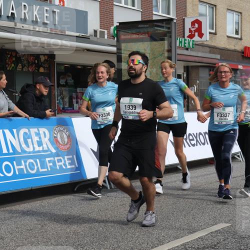 15.09.2024 - PSD Bank Halbmarathon Michael Strokosch http://msf.ph/oto/7085534 15.09.2024 12:33:06 Ziel 1939, 3308, 3336, 3337, 3359, 3463 meine-sportfotos.de