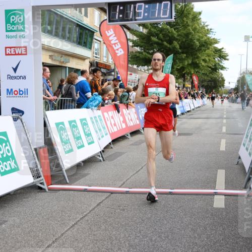 15.09.2024 - PSD Bank Halbmarathon Strokosch-Dieckow http://msf.ph/oto/7085540 15.09.2024 11:20:01 Ziel 508, 605, 608, 615, 637, 668, 820, 858, 871 meine-sportfotos.de