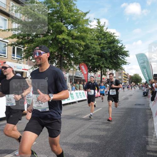 15.09.2024 - PSD Bank Halbmarathon Miley Keyser http://msf.ph/oto/7085564 15.09.2024 11:50:13 Ziel 965, 1154, 1311, 1323, 1353, 1463, 1491, 1521, 1528, 1572, 1619, 1635, 1692, 1743, 1892, 2067, 2436, 2719, 3536, 3537 meine-sportfotos.de