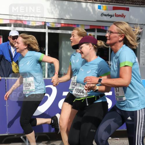 15.09.2024 - PSD Bank Halbmarathon Michael Strokosch http://msf.ph/oto/7085582 15.09.2024 12:33:08 Ziel 1939, 3308, 3336, 3337, 3359, 3463 meine-sportfotos.de
