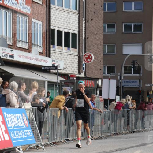 15.09.2024 - PSD Bank Halbmarathon Michael Strokosch http://msf.ph/oto/7085604 15.09.2024 11:24:46 Ziel 1033 meine-sportfotos.de
