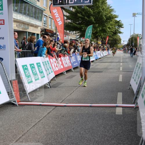 15.09.2024 - PSD Bank Halbmarathon Strokosch-Dieckow http://msf.ph/oto/7085608 15.09.2024 11:17:36 Ziel 416, 558, 575, 591, 847, 1005 meine-sportfotos.de
