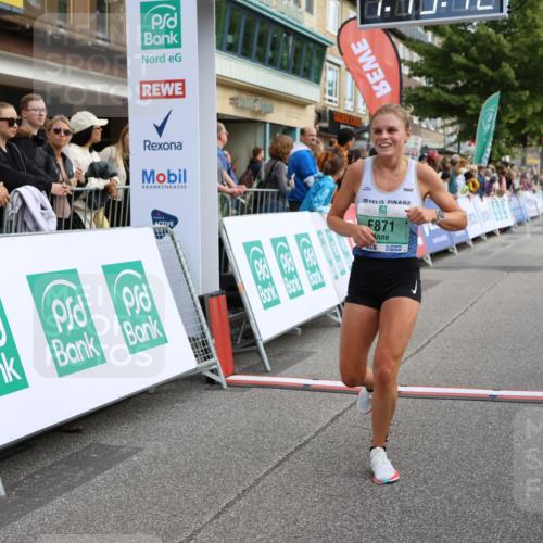 15.09.2024 - PSD Bank Halbmarathon Strokosch-Dieckow http://msf.ph/oto/7085623 15.09.2024 11:20:02 Ziel 508, 605, 608, 615, 637, 668, 820, 858, 871, 1011 meine-sportfotos.de