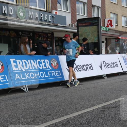 15.09.2024 - PSD Bank Halbmarathon Michael Strokosch http://msf.ph/oto/7085688 15.09.2024 12:33:31 Ziel 1983, 2331, 3107 meine-sportfotos.de