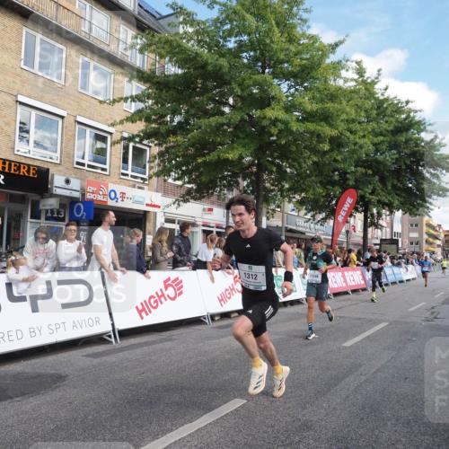 15.09.2024 - PSD Bank Halbmarathon Miley Keyser http://msf.ph/oto/7085707 15.09.2024 11:50:32 Ziel 783, 1296, 1312, 1491, 1493, 1619, 1813, 1851, 1940, 2436, 2508, 2514, 2719, 3546 meine-sportfotos.de