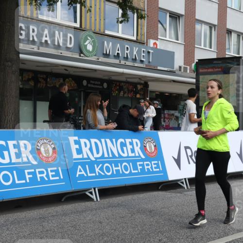 15.09.2024 - PSD Bank Halbmarathon Michael Strokosch http://msf.ph/oto/7085713 15.09.2024 12:33:33 Ziel 1983, 2331, 3107 meine-sportfotos.de