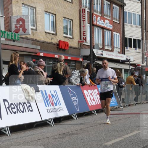 15.09.2024 - PSD Bank Halbmarathon Michael Strokosch http://msf.ph/oto/7085745 15.09.2024 11:24:55 Ziel 1033, 1075 meine-sportfotos.de