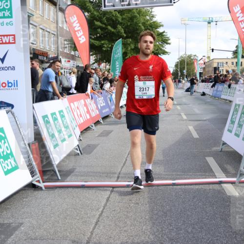 15.09.2024 - PSD Bank Halbmarathon Strokosch-Dieckow http://msf.ph/oto/7085750 15.09.2024 12:37:08 Ziel 1978, 2317, 3411 meine-sportfotos.de