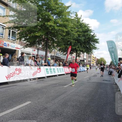 15.09.2024 - PSD Bank Halbmarathon Miley Keyser http://msf.ph/oto/7085764 15.09.2024 11:50:40 Ziel 783, 974, 1296, 1493, 1501, 1632, 1666, 1813, 1851, 1940, 2492, 2658, 2666, 3546 meine-sportfotos.de