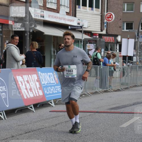 15.09.2024 - PSD Bank Halbmarathon Michael Strokosch http://msf.ph/oto/7085778 15.09.2024 12:33:40 Ziel 1983, 2331, 3107 meine-sportfotos.de