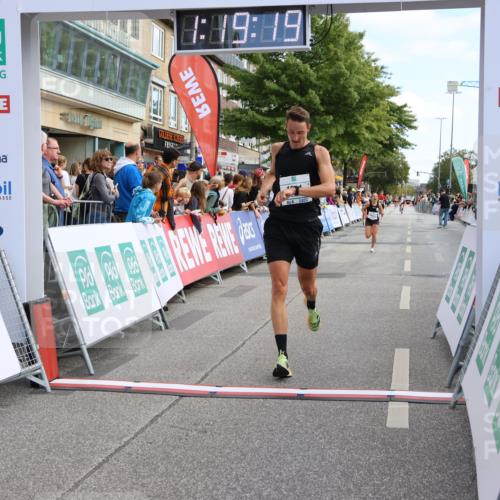 15.09.2024 - PSD Bank Halbmarathon Strokosch-Dieckow http://msf.ph/oto/7085783 15.09.2024 11:20:10 Ziel 615, 843, 871, 1011, 2613 meine-sportfotos.de