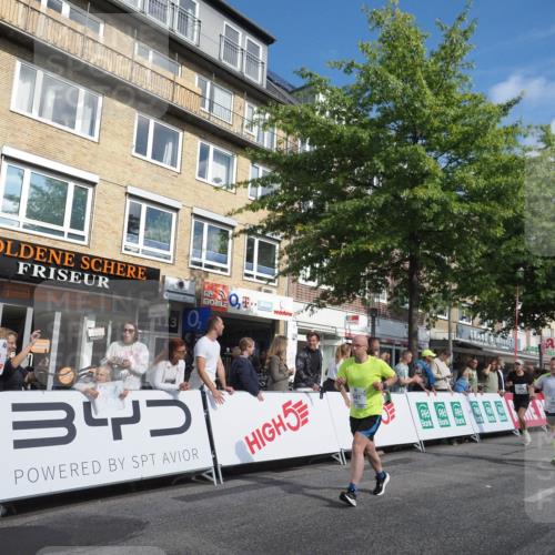 15.09.2024 - PSD Bank Halbmarathon Miley Keyser http://msf.ph/oto/7085795 15.09.2024 11:50:46 Ziel 783, 974, 1296, 1493, 1501, 1632, 1666, 1940, 2269, 2284, 2492, 2658, 2666, 3545 meine-sportfotos.de