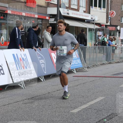 15.09.2024 - PSD Bank Halbmarathon Michael Strokosch http://msf.ph/oto/7085796 15.09.2024 12:33:41 Ziel 1983, 3107, 3451 meine-sportfotos.de
