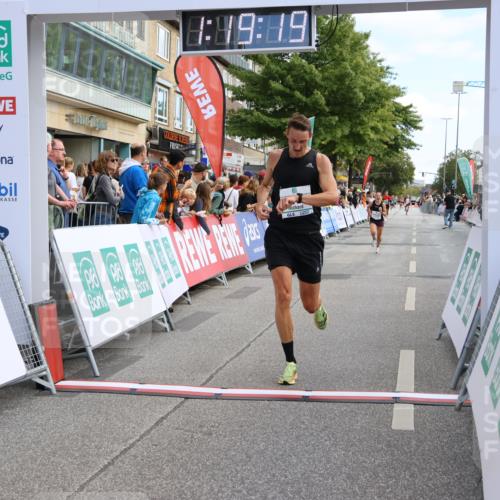 15.09.2024 - PSD Bank Halbmarathon Strokosch-Dieckow http://msf.ph/oto/7085807 15.09.2024 11:20:10 Ziel 615, 843, 871, 1011, 2613 meine-sportfotos.de
