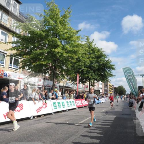 15.09.2024 - PSD Bank Halbmarathon Miley Keyser http://msf.ph/oto/7085819 15.09.2024 11:50:48 Ziel 974, 1296, 1493, 1501, 1632, 1666, 1940, 2269, 2284, 2492, 2658, 2666, 3545 meine-sportfotos.de