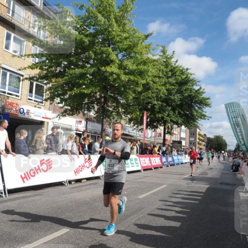 15.09.2024 - PSD Bank Halbmarathon Miley Keyser http://msf.ph/oto/7085828 15.09.2024 11:50:48 Ziel 974, 1296, 1493, 1501, 1632, 1666, 1940, 2269, 2284, 2492, 2658, 2666, 3545 meine-sportfotos.de