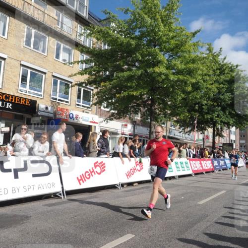 15.09.2024 - PSD Bank Halbmarathon Miley Keyser http://msf.ph/oto/7085839 15.09.2024 11:50:51 Ziel 974, 1296, 1366, 1493, 1501, 1632, 1666, 1705, 2018, 2269, 2284, 2492, 2658, 2666, 2895, 3545 meine-sportfotos.de