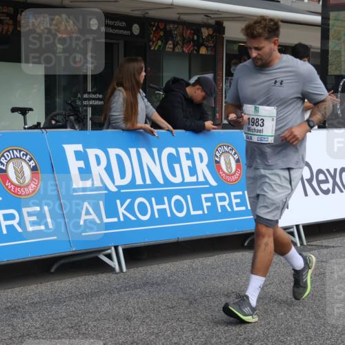 15.09.2024 - PSD Bank Halbmarathon Michael Strokosch http://msf.ph/oto/7085845 15.09.2024 12:33:43 Ziel 1983, 3451 meine-sportfotos.de