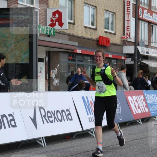 15.09.2024 - PSD Bank Halbmarathon Michael Strokosch http://msf.ph/oto/7085863 15.09.2024 12:33:51 Ziel 1983, 2376, 3433, 3451 meine-sportfotos.de