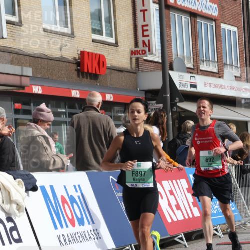 15.09.2024 - PSD Bank Halbmarathon Michael Strokosch http://msf.ph/oto/7085900 15.09.2024 11:25:13 Ziel 635, 656, 692, 897, 2472 meine-sportfotos.de