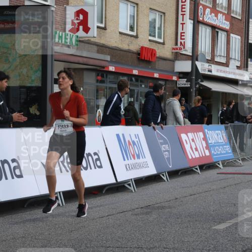 15.09.2024 - PSD Bank Halbmarathon Michael Strokosch http://msf.ph/oto/7085915 15.09.2024 12:33:54 Ziel 2376, 3433, 3451 meine-sportfotos.de