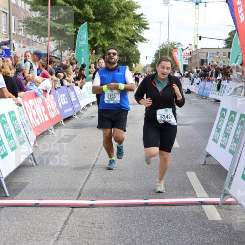 15.09.2024 - PSD Bank Halbmarathon Strokosch-Dieckow http://msf.ph/oto/7085918 15.09.2024 12:27:55 Ziel 2114, 2156, 2309, 3288, 3424 meine-sportfotos.de