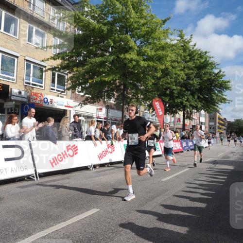15.09.2024 - PSD Bank Halbmarathon Miley Keyser http://msf.ph/oto/7085919 15.09.2024 11:51:04 Ziel 1150, 1366, 1406, 1608, 1645, 1705, 1735, 1913, 2018, 2269, 2895, 2898, 3545 meine-sportfotos.de