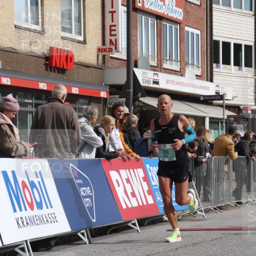 15.09.2024 - PSD Bank Halbmarathon Michael Strokosch http://msf.ph/oto/7085953 15.09.2024 11:25:20 Ziel 656, 692, 709, 897, 1096, 2472 meine-sportfotos.de