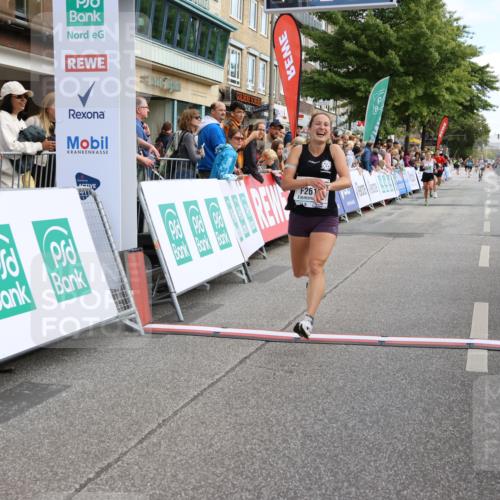15.09.2024 - PSD Bank Halbmarathon Strokosch-Dieckow http://msf.ph/oto/7085959 15.09.2024 11:20:14 Ziel 611, 843, 871, 1011, 2613 meine-sportfotos.de
