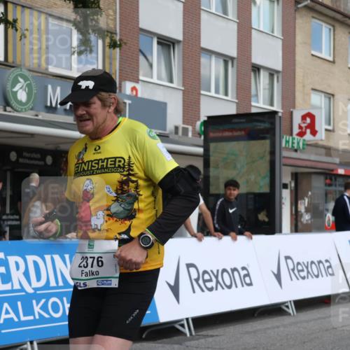 15.09.2024 - PSD Bank Halbmarathon Michael Strokosch http://msf.ph/oto/7085961 15.09.2024 12:33:56 Ziel 2376, 3433, 3451 meine-sportfotos.de