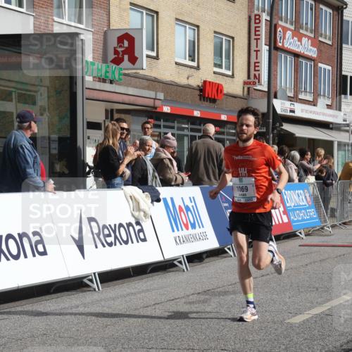 15.09.2024 - PSD Bank Halbmarathon Michael Strokosch http://msf.ph/oto/7086025 15.09.2024 11:25:32 Ziel 709, 882, 888, 1069, 1096 meine-sportfotos.de
