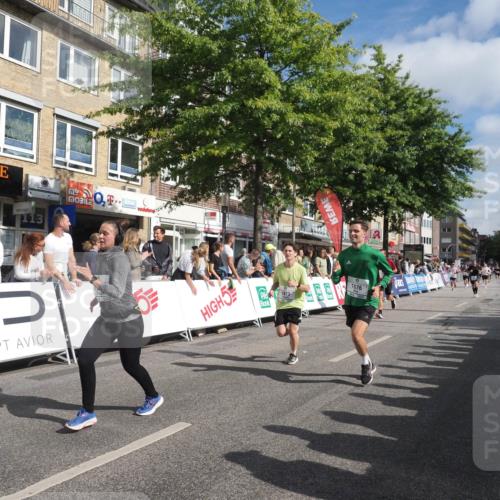 15.09.2024 - PSD Bank Halbmarathon Miley Keyser http://msf.ph/oto/7086071 15.09.2024 11:51:33 Ziel 1192, 1434, 1553, 1772, 1873, 1876, 1954, 2314, 2504, 2566, 2569, 2636, 2749, 3035, 3169, 3547 meine-sportfotos.de