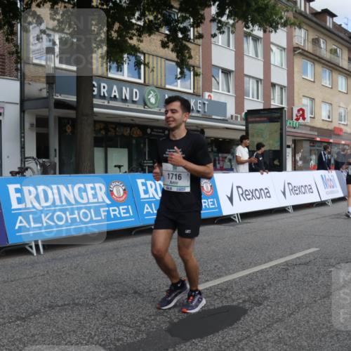15.09.2024 - PSD Bank Halbmarathon Michael Strokosch http://msf.ph/oto/7086181 15.09.2024 12:34:23 Ziel 1716, 2918, 3409 meine-sportfotos.de