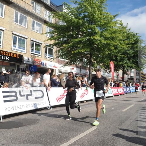 15.09.2024 - PSD Bank Halbmarathon Miley Keyser http://msf.ph/oto/7086184 15.09.2024 11:51:46 Ziel 1192, 1494, 1553, 1767, 1772, 1793, 2314, 2487, 2504, 2536, 2566, 2569, 2636, 2725, 2775, 2825, 2835, 3035, 3518, 3547 meine-sportfotos.de