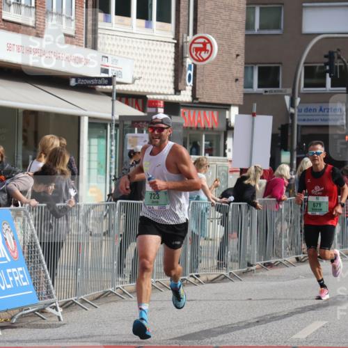 15.09.2024 - PSD Bank Halbmarathon Michael Strokosch http://msf.ph/oto/7086189 15.09.2024 11:25:51 Ziel 670, 671, 723, 1025, 2616 meine-sportfotos.de