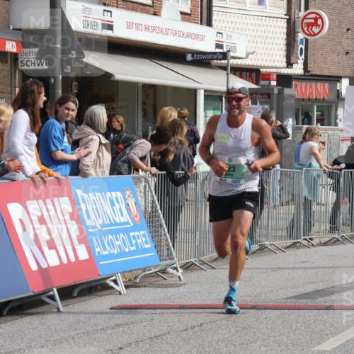 15.09.2024 - PSD Bank Halbmarathon Michael Strokosch http://msf.ph/oto/7086199 15.09.2024 11:25:51 Ziel 670, 671, 723, 1025, 2616 meine-sportfotos.de