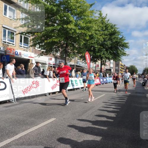 15.09.2024 - PSD Bank Halbmarathon Miley Keyser http://msf.ph/oto/7086224 15.09.2024 11:51:55 Ziel 1494, 1552, 1606, 1661, 1767, 1793, 2487, 2536, 2636, 2725, 2775, 2825, 2835, 3518 meine-sportfotos.de