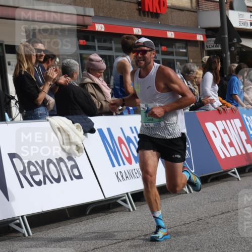 15.09.2024 - PSD Bank Halbmarathon Michael Strokosch http://msf.ph/oto/7086231 15.09.2024 11:25:53 Ziel 670, 671, 723, 1025, 2616 meine-sportfotos.de