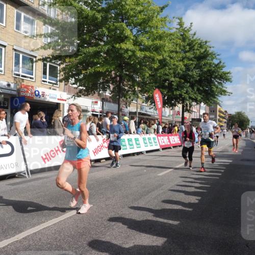 15.09.2024 - PSD Bank Halbmarathon Miley Keyser http://msf.ph/oto/7086234 15.09.2024 11:51:56 Ziel 1494, 1552, 1606, 1661, 1767, 1793, 2487, 2536, 2725, 2775, 2825, 2835, 3518 meine-sportfotos.de