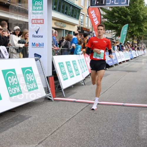 15.09.2024 - PSD Bank Halbmarathon Strokosch-Dieckow http://msf.ph/oto/7086237 15.09.2024 11:20:20 Ziel 611, 843, 1011, 1021, 2613 meine-sportfotos.de