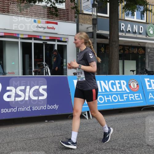 15.09.2024 - PSD Bank Halbmarathon Michael Strokosch http://msf.ph/oto/7086242 15.09.2024 12:34:26 Ziel 1716, 2918, 3409 meine-sportfotos.de