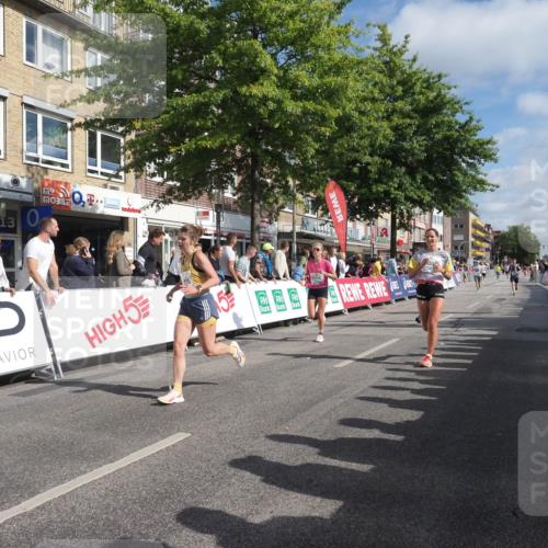 15.09.2024 - PSD Bank Halbmarathon Miley Keyser http://msf.ph/oto/7086261 15.09.2024 11:51:59 Ziel 1494, 1552, 1606, 1661, 1667, 1767, 1793, 2487, 2536, 2725, 2775, 2825, 2835, 3518 meine-sportfotos.de